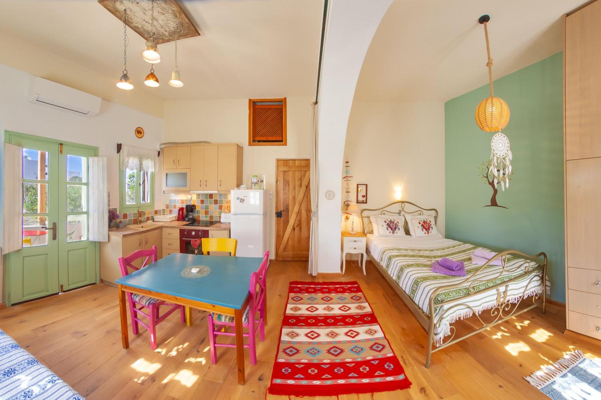 Olive Leaf Houses ฟิรอสเตฟานี ภายนอก รูปภาพ